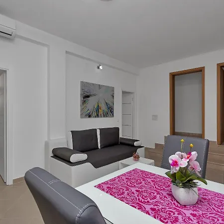 Petar Apartament Makarska
